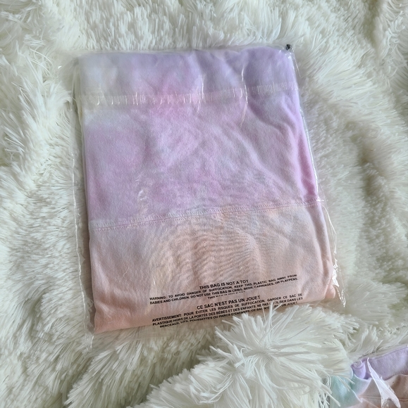 PINK Tie-dye Crop Tee shirt - Picture 6 of 6